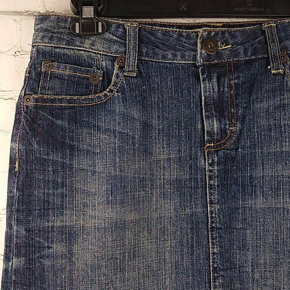 Maurice's Denim Blue Jean Skirt Size 7/8 - Picture 3 of 6